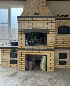 Дом 300м&sup2;, 2-этажный, участок 8 сот.  