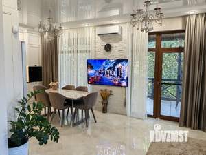 Дом 202м&sup2;, 2-этажный, участок 11 сот.  