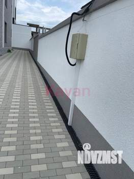 Дом 275м&sup2;, 3-этажный, участок 3 сот.  