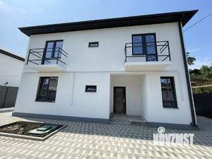 Дом 170м&sup2;, 2-этажный, участок 3 сот.  