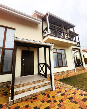 Дом 181м&sup2;, 2-этажный, участок 5 сот.  