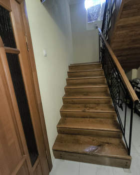 Дом 250м&sup2;, 3-этажный, участок 14 сот.  