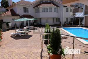 Коттедж 651м&sup2;, 3-этажный, участок 15 сот.  