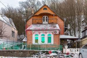 Дом 112м&sup2;, 3-этажный, участок 6 сот.  