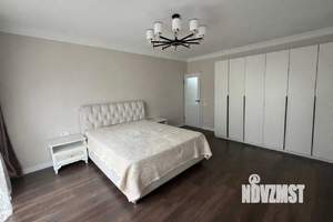 Коттедж 200м&sup2;, 2-этажный, участок 4 сот.  