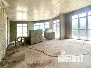 Коттедж 922м&sup2;, 3-этажный, участок 6 сот.  