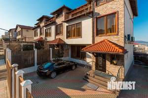 Дом 176м², 3-этажный, участок 2 сот.  