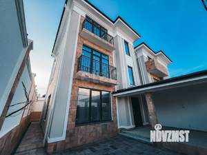 Дом 175м&sup2;, 3-этажный, участок 200 сот.  