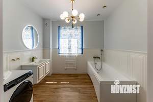 Коттедж 288м&sup2;, 3-этажный, участок 6 сот.  