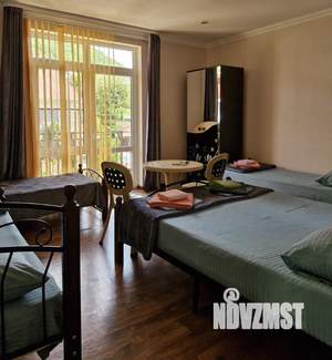 Дом 346м&sup2;, 3-этажный, участок 3 сот.  