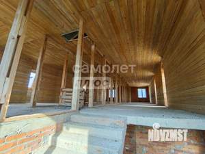 Дом 950м&sup2;, 4-этажный, участок 5 сот.  