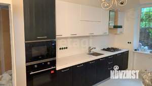 Дом 188м&sup2;, 3-этажный, участок 14 сот.  