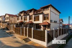 Дом 176м², 3-этажный, участок 2 сот.  