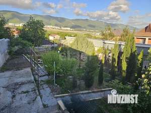 Дом 100м&sup2;, 1-этажный, участок 6 сот.  