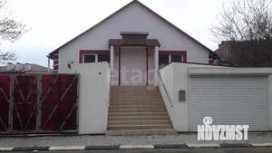 Дом 188м&sup2;, 2-этажный, участок 3 сот.  