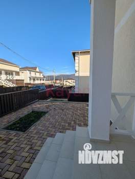 Дом 306м&sup2;, 2-этажный, участок 5 сот.  