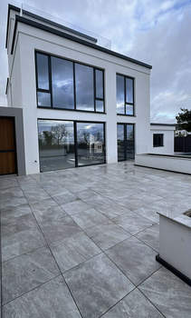 Дом 252м², 3-этажный, участок 7 сот.  