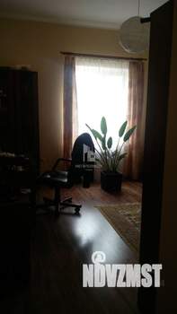 Дом 208м&sup2;, 2-этажный, участок 7 сот.  