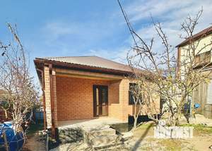 Дом 130м&sup2;, 1-этажный, участок 4 сот.  