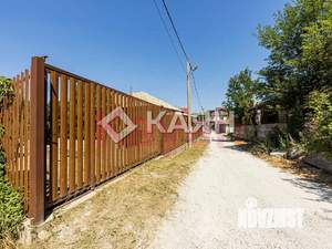 Дом 300м², 3-этажный, участок 9 сот.  