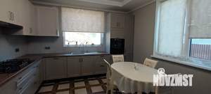 Дом 202м&sup2;, 2-этажный, участок 5 сот.  