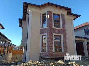 Дом 236м&sup2;, 3-этажный, участок 3 сот.  