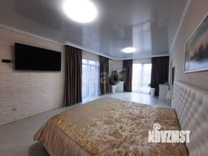 Дом 202м&sup2;, 2-этажный, участок 8 сот.  