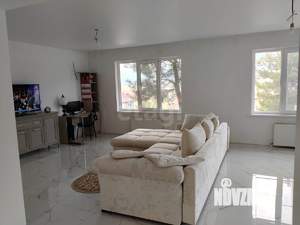 Дом 200м&sup2;, 3-этажный, участок 4 сот.  