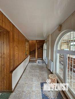 Дом 182м², 3-этажный, участок 3 сот.  