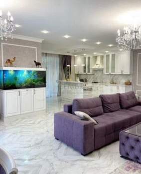 Дом 300м&sup2;, 2-этажный, участок 8 сот.  