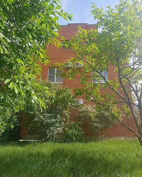 Дом 330м&sup2;, 2-этажный, участок 6 сот.  