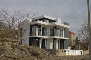 Дом 329м², 2-этажный, участок 7 сот.  