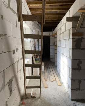 Дом 172м&sup2;, 2-этажный, участок 6 сот.  