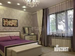 Дом 270м², 2-этажный, участок 4 сот.  