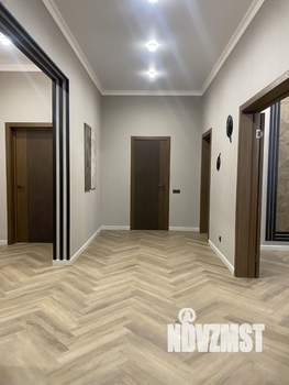 Дом 135м&sup2;, 1-этажный, участок 9 сот.  