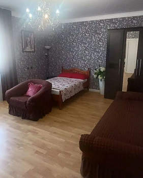 Дом 240м², 3-этажный, участок 4 сот.  