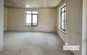 Дом 376м&sup2;, 3-этажный, участок 4 сот.  