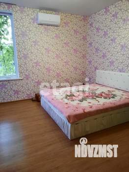 Таунхаус 145м², 3-этажный, участок 1 сот.  