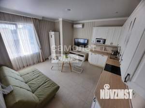 Дом 200м&sup2;, 3-этажный, участок 2 сот.  