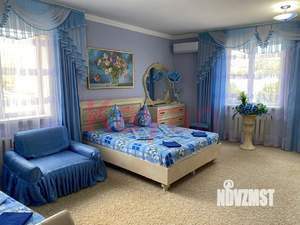 Дом 170м², 3-этажный, участок 1 сот.  