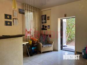 Дом 372м&sup2;, 4-этажный, участок 4 сот.  