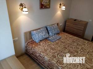 Дом 387м&sup2;, 3-этажный, участок 6 сот.  