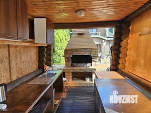 Дом 256м&sup2;, 3-этажный, участок 13 сот.  