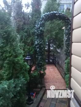 Дом 120м&sup2;, 2-этажный, участок 3 сот.  