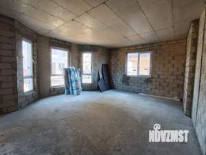 Дом 236м&sup2;, 3-этажный, участок 3 сот.  