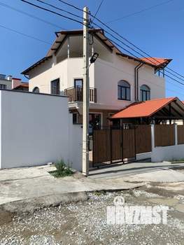 Дом 171м&sup2;, 3-этажный, участок 2 сот.  