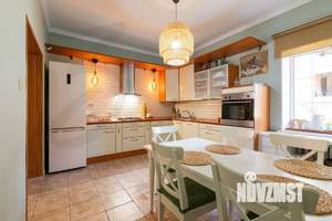 Дом 231м&sup2;, 2-этажный, участок 5 сот.  