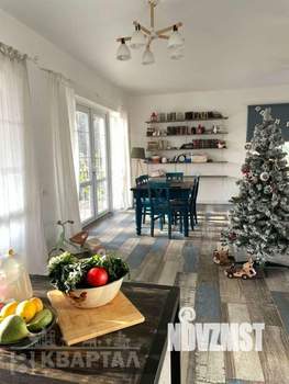 Дом 180м&sup2;, 2-этажный, участок 5 сот.  