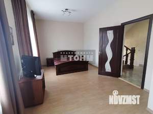 Коттедж 416м², 3-этажный, участок 6 сот.  