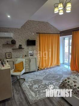 Дом 205м&sup2;, 3-этажный, участок 5 сот.  